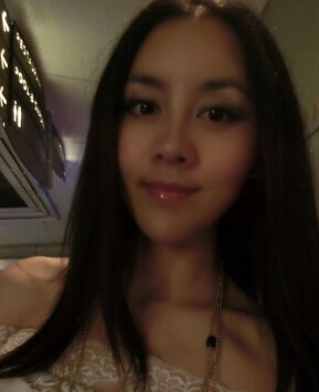 秀场直播 央视美女主持人晒健身照风光无限1