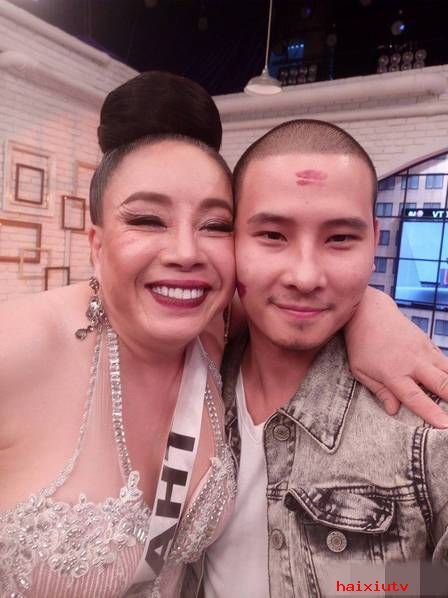 富婆聊天室 女富豪海选丈夫条件高1