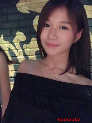 网站美女直播间 马来警花长相甜美网友求保护1