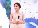 聊天室 吴昕公主风优雅惊艳网友