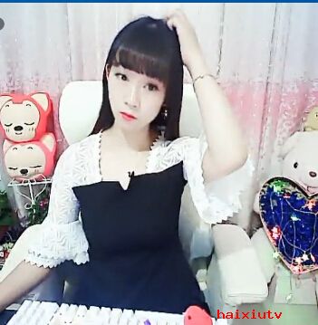 时尚性感摇滚派美女主播--青岛小爱家3