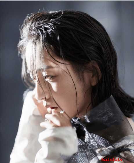 网站聊天室新闻 佟丽娅薄纱拍大片朦胧曲线美1