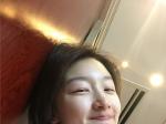 聊天室 周冬雨凹造型遭经纪人吐槽