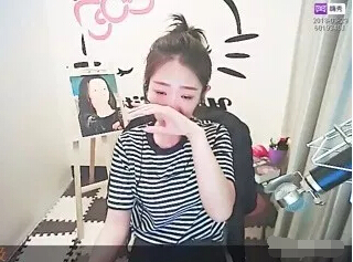 美女主播直播间收礼物到害怕 有守护就是大主播3