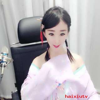 美女主播萌轩 直播间说:“我只要了解你就好!”1