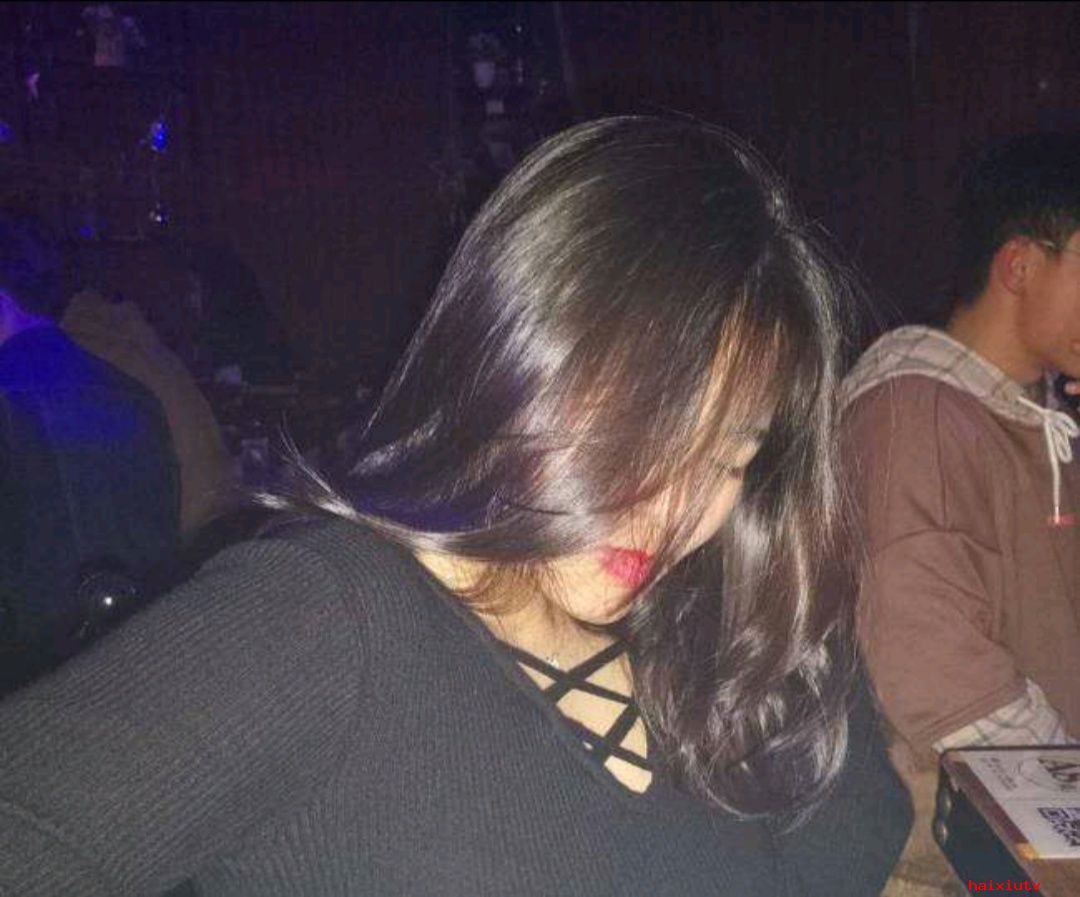 视频直播间美女聊