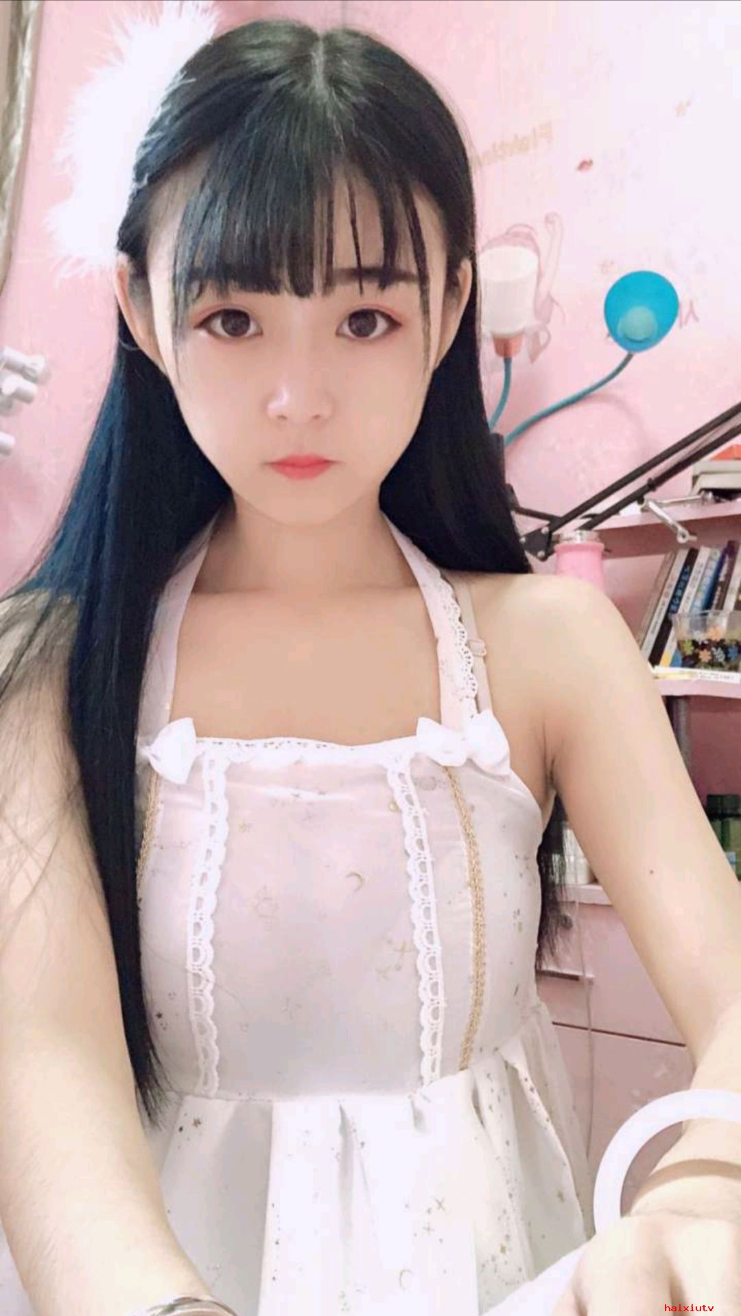 美女直播间视频聊