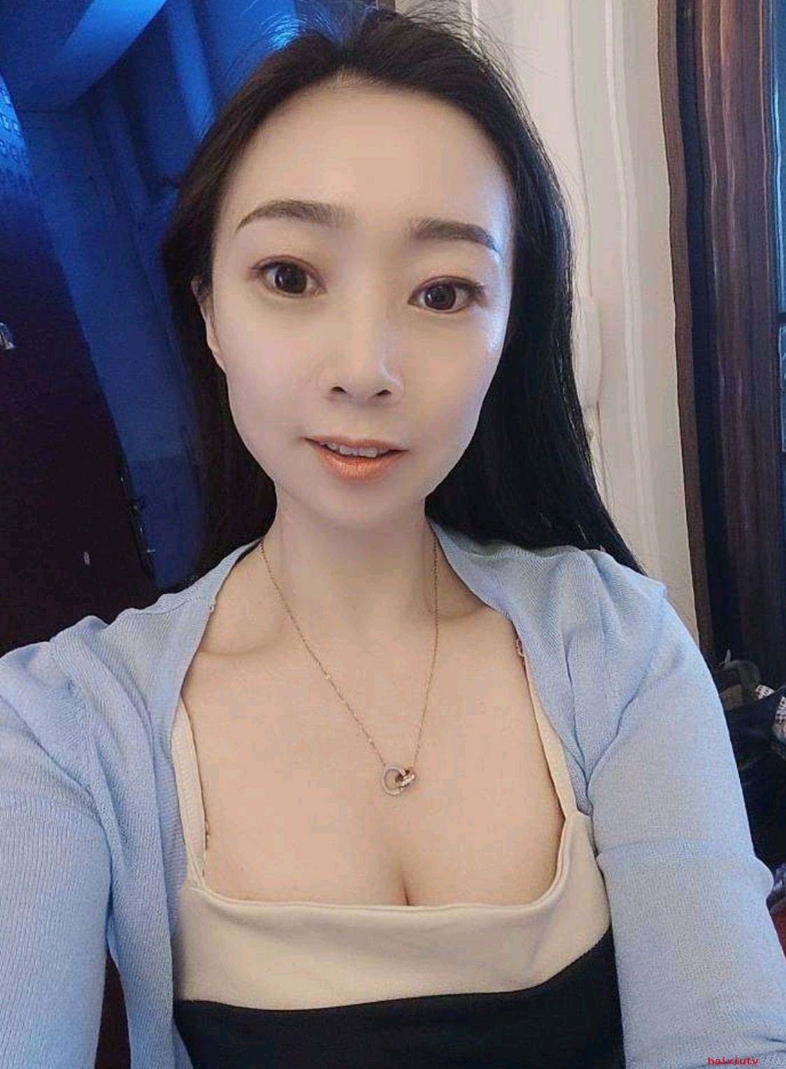 美女直播间